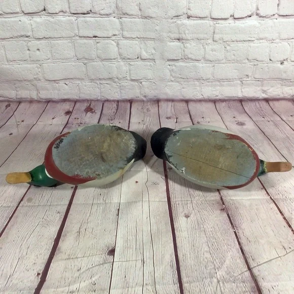 Vintage Hand Painted Wood Mallard Duck Decoy Pair with Glass Eyes - Picture 8 of 12